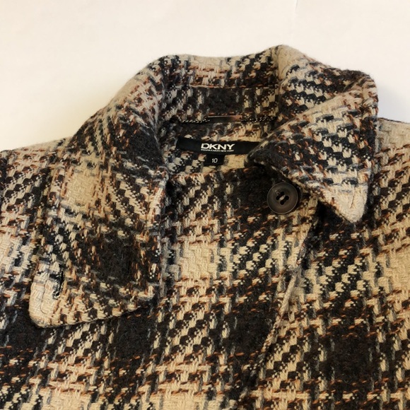 DKNY Coat 10 Tweed Brown Cream Check Plaid Pockets Belt Wool Excellent Condition - Picture 10 of 10